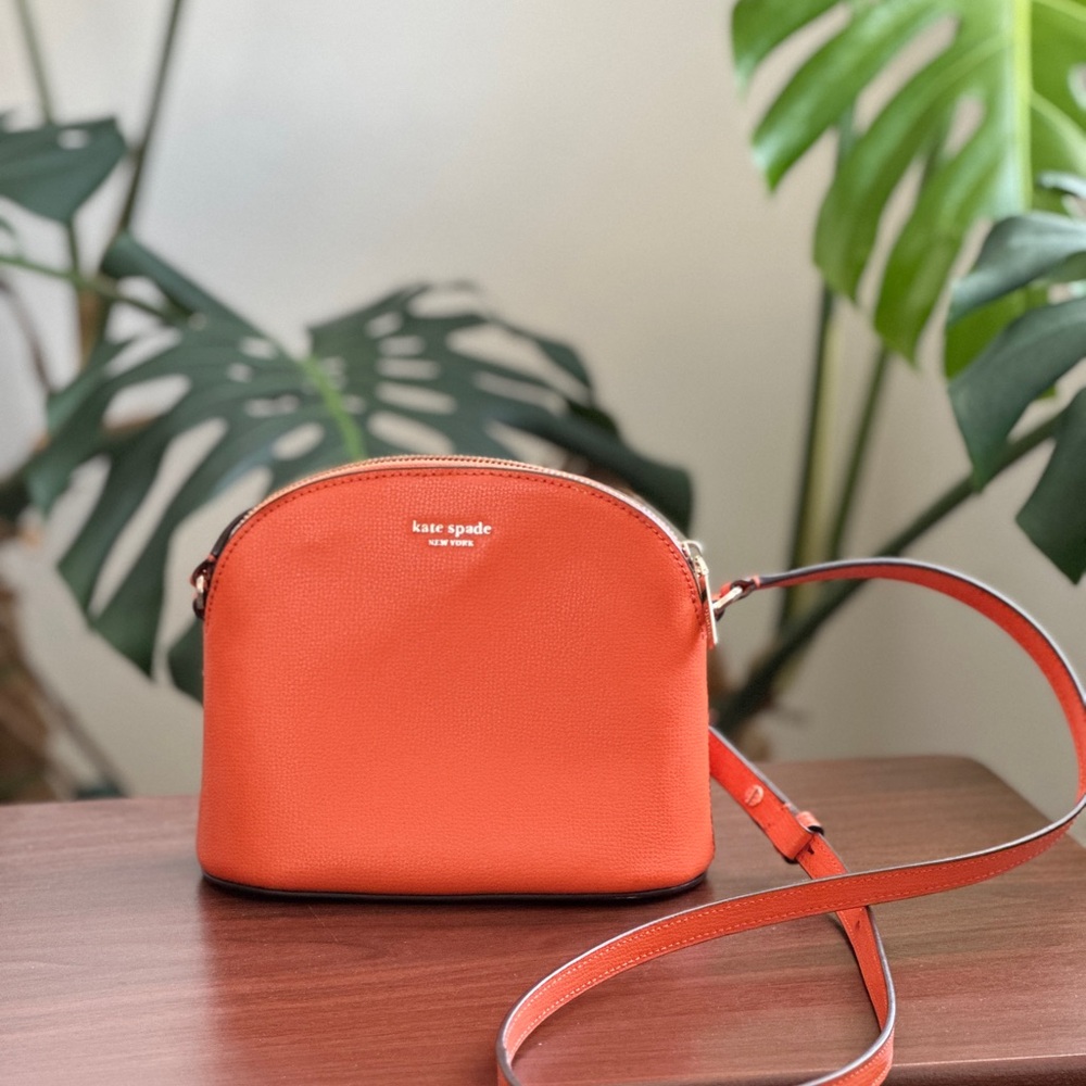 Kate Spade Orange Crossbody Bag Sleek Modern Design